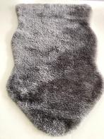 Vloerkleed schapenvacht grijs, Toftlund Ikea, 50 tot 100 cm, Zo goed als nieuw, Grijs, Ovaal