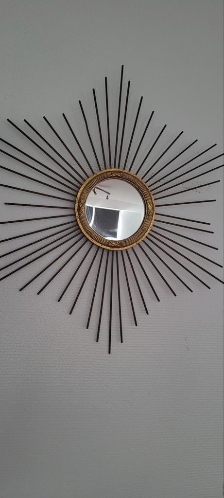 Vintage zonnespiegel 50/60s. verguld hout en messing, Antiek en Kunst, Curiosa en Brocante, Ophalen