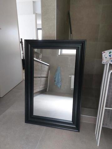 Ikea Hemnes spiegel met zwarte lijst beschikbaar voor biedingen
