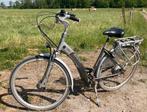 Electrische damesfiets 2600km, Fietsen en Brommers, Elektrische fietsen, Ophalen
