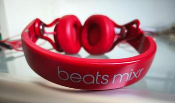 Beats Mixr koptelefoon beschikbaar voor biedingen