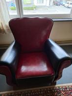 Zware, oerklassieke fauteuille (rood/zwart) op houten poten, Huis en Inrichting, Fauteuils, Ophalen, Gebruikt, Oer klassiek, robuust
