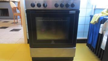 Cuisinière électrique   beschikbaar voor biedingen