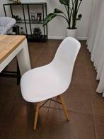 6 Witte Design Kuipstoelen, Huis en Inrichting, Vijf, Zes of meer stoelen, Design, Metaal, Wit