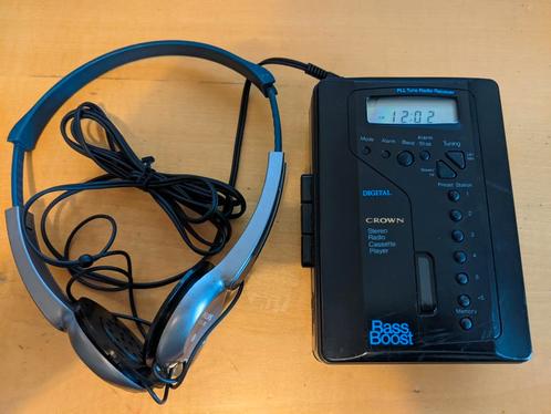 Vintage Crown Walkman/Radio/Alarm met Bass Boost!! TOPstaat!, TV, Hi-fi & Vidéo, Walkman, Discman & Lecteurs de MiniDisc, Walkman ou Baladeur