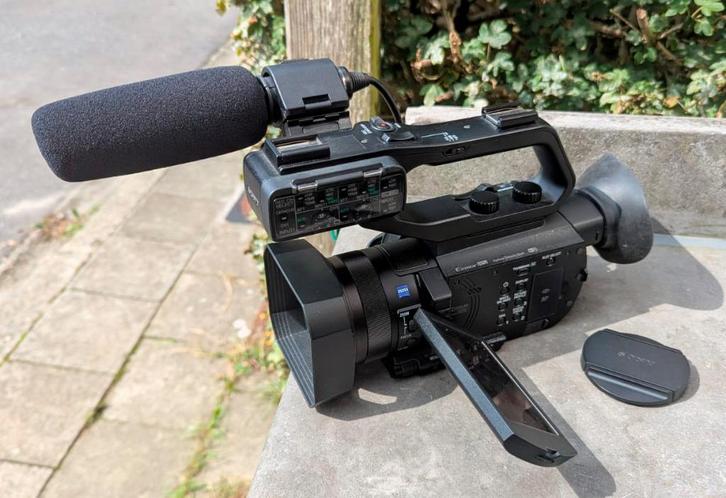 Sony PXW-Z90 4K avec micro Sony ECM-XM1, Audio, Tv en Foto, Videocamera's Digitaal, Zo goed als nieuw, Camera, Geheugenkaart, Sony
