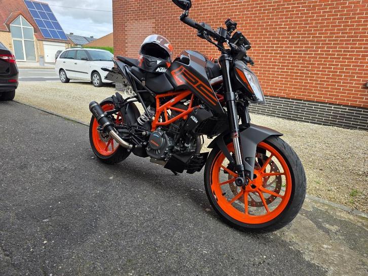 Ktm125cc, Motoren, Motoren | KTM, Particulier, Naked bike, 11 kW of minder, 1 cilinder, Minimaal motorrijbewijs A1, ABS, LED Verlichting