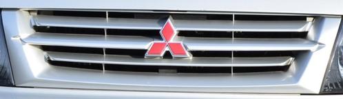 Calandre Mitsubishi Pajéro 2002, Autos : Pièces & Accessoires, Carrosserie & Tôlerie, Pare-chocs, Mitsubishi, Avant, Utilisé, Enlèvement ou Envoi