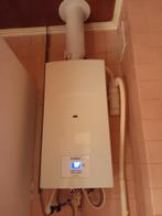 Chauffe-eau instantané Vaillant, Moins de 3 ans, Enlèvement, Propane ou Butane, Boiler