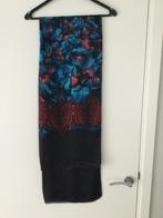 Mooie zijden damessjaal, Kleding | Dames, Mutsen, Sjaals en Handschoenen, Ophalen, Maat 46/48 (XL) of groter, Nieuw, Roberto Cavalli