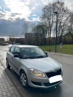 Skoda Fabia 1.2i essence, Autos, Skoda, Achat, Isofix, Carnet d'entretien, Particulier