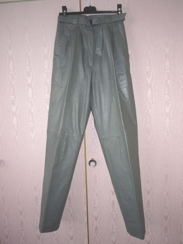 Dames Klassieke Lederen Broek, Kleding | Dames, Broeken en Pantalons, Zo goed als nieuw, Maat 36 (S), Grijs, Lang, Ophalen of Verzenden