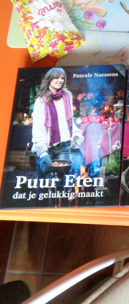 Pascalle Naessens, Livres, Livres de cuisine, Comme neuf, Enlèvement ou Envoi