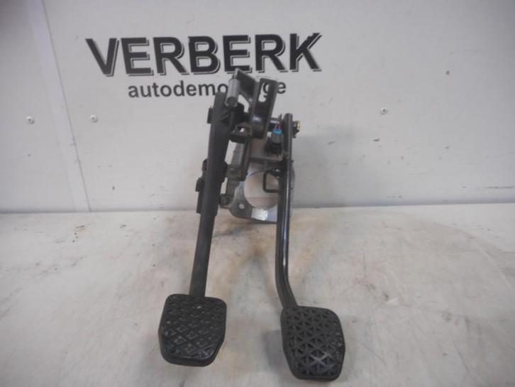 PEDALENSET BMW 3 serie Compact (E46 / 5) (bmw35112229128), Auto-onderdelen, Interieur en Bekleding, BMW, Gebruikt