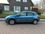 Renault Clio Grandtour 1.2i benzine Airco Trekhaak gekeurd, Parkeersensor, Euro 5, Bedrijf, 5 deurs