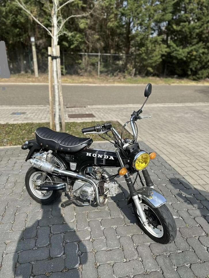 Dax skyteam 50cc, Fietsen en Brommers, Brommers | Honda, Zo goed als nieuw, Ophalen