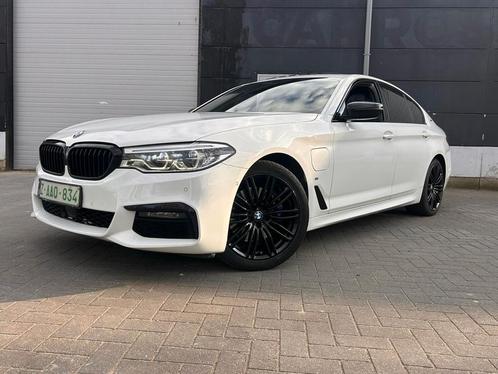 : BMW
• Model: 530e iPerformance, Auto's, BMW, Bedrijf, Head-up Display, Navigatiesysteem, Sportpakket, Automaat, Zwart, Zwart