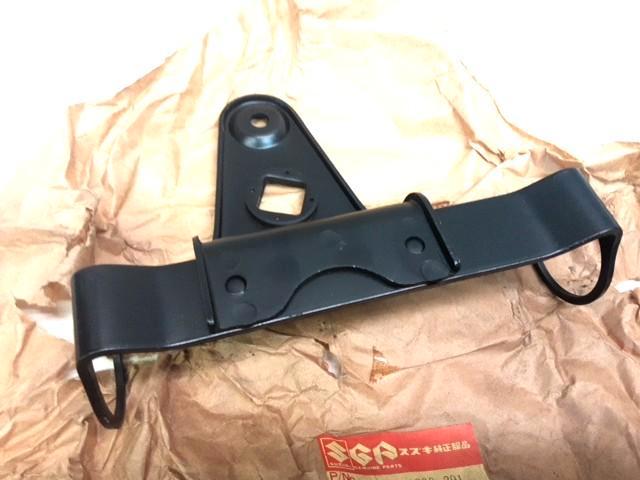 GS550 1979 - 1981 Suzuki Beugel Beugel koplamp D1-49459, Motos, Pièces | Suzuki