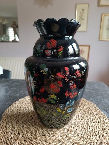 Ravissant vase ancien peint main 