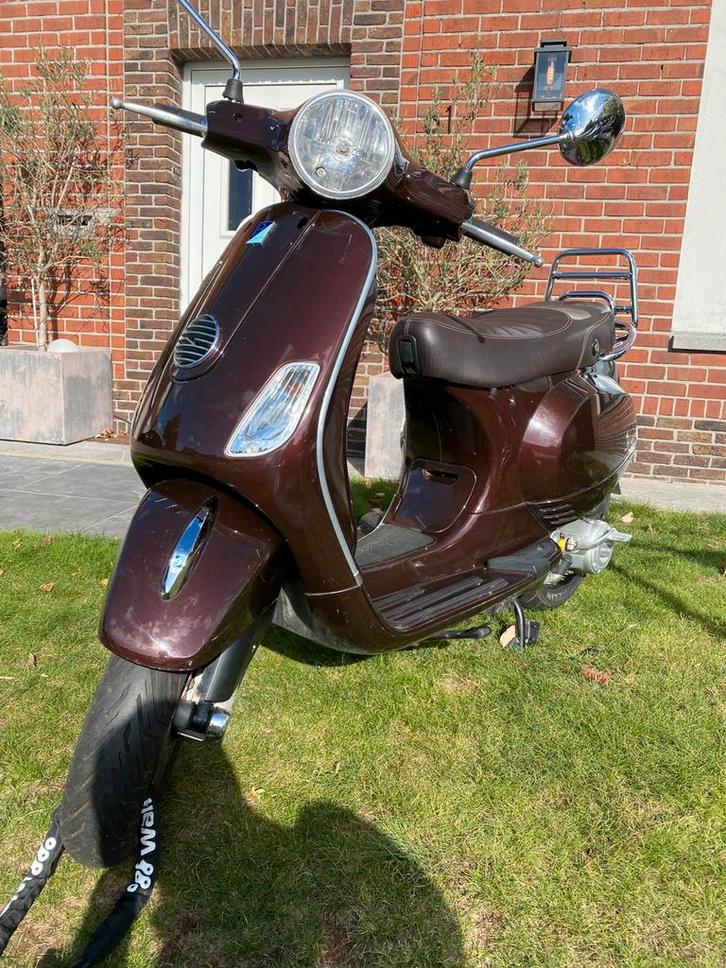 Vespa lx 50 klasse B 45 km/h, Fietsen en Brommers, Scooters | Vespa, Zo goed als nieuw, Vespa LX, Klasse B (45 km/u), Benzine