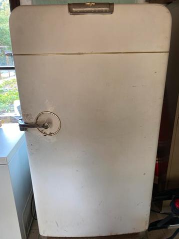 Frigidaire - Authentiek TOPSTUK beschikbaar voor biedingen