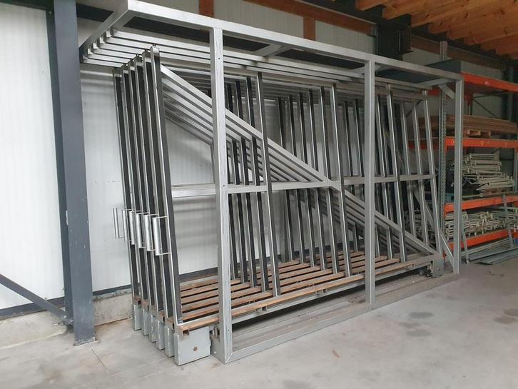 Schuifstelling voor glas + glasbokken, Zakelijke goederen, Kantoor en Winkelinrichting | Magazijn, Stelling en Opslag, Ophalen