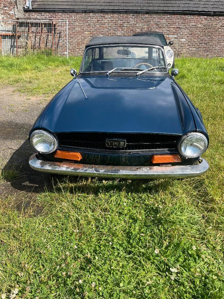 triumph tr6, Autos, Triumph, Particulier, TR6, Essence, Cabriolet, 2 portes, Boîte manuelle, Bleu, Bleu, Cuir synthéthique, Enlèvement