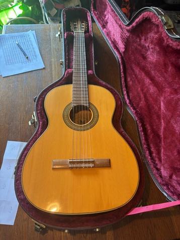 Teller klassieke gitaar beschikbaar voor biedingen