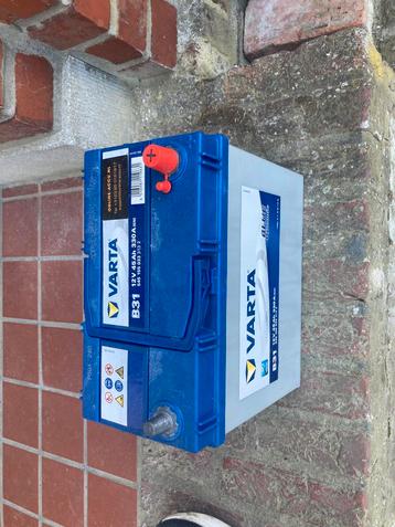 Varta B31 accu 45ah beschikbaar voor biedingen