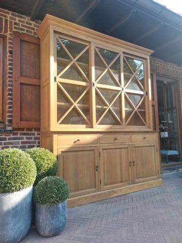 Buffet/vitrine en chêne LIVRAISON GRATUITE, Enlèvement ou Envoi, Comme neuf
