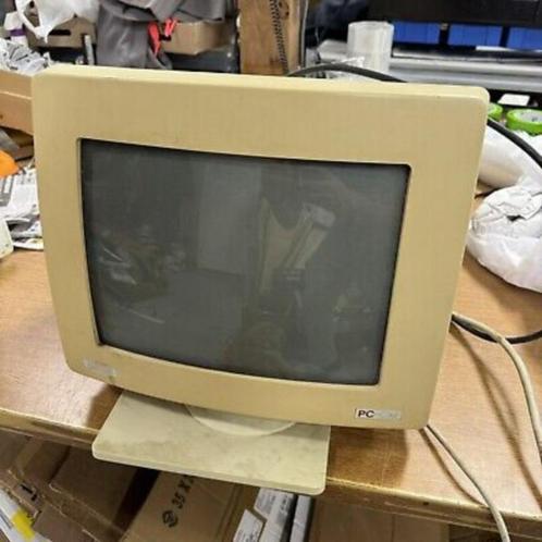 Recherche vieux écran d'ordinateur, Computers en Software, Monitoren, Gebruikt, 60 Hz of minder, DVI, VGA, Overige typen, Overige resoluties