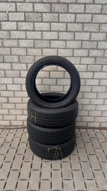 4 losse Pirelli banden 205/45 R17 88W beschikbaar voor biedingen