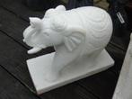 statue paire éléphant en pierre marbre blanc , super prix !!, Jardin & Terrasse, Comme neuf, Animal, Pierre, Enlèvement ou Envoi