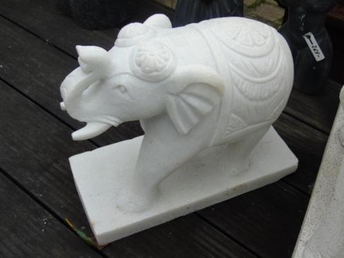 statue paire éléphant en pierre marbre blanc , super prix !!, Jardin & Terrasse, Statues de jardin, Comme neuf, Animal, Pierre