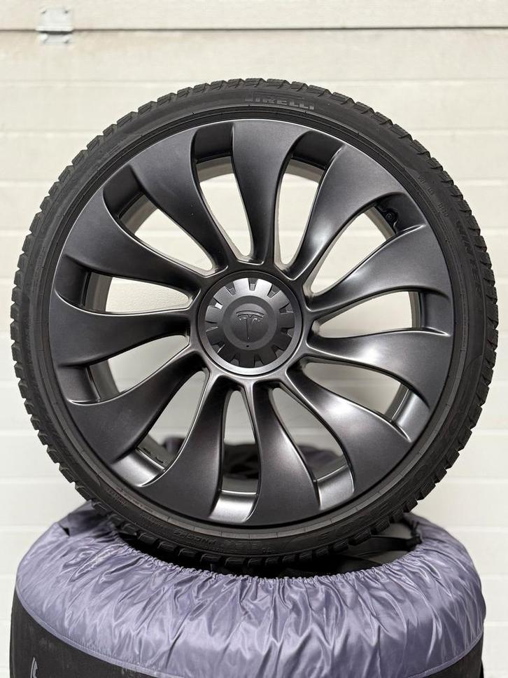 21” TESLA MODEL Y VELGEN+WINTERBANDEN UBER TURBINE, Auto-onderdelen, Banden en Velgen, Banden en Velgen, 21 inch, 255 mm, Gebruikt
