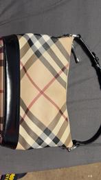 1op1 burberry handtas, Handtassen en Accessoires, Tassen | Damestassen, Ophalen, Zo goed als nieuw, Handtas