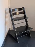 Stokke Tripp Trapp kinderstoel NIEUW MODEL in zwart, Kinderen en Baby's, Kinderstoelen, Ophalen, Zo goed als nieuw, Meegroeistoel