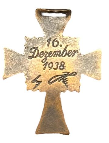 Miniatuur Mutterkreuz in Bronze beschikbaar voor biedingen