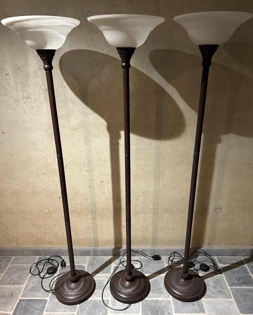 Metalen Staanlamp Type Kandelaar Engelse Landelijke Stijl, Huis en Inrichting, Woonaccessoires | Wanddecoraties, Zo goed als nieuw
