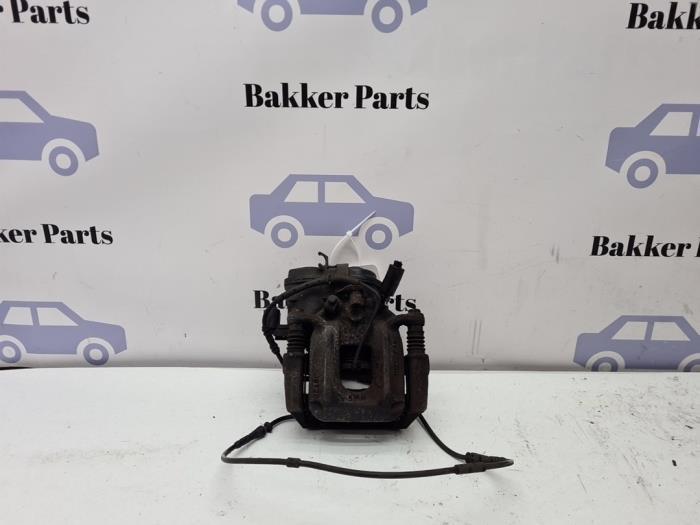 Etrier de frein (pince) arrière droit d'un BMW X3, Autos : Pièces & Accessoires, Freins & Transmission, BMW, Utilisé, 3 mois de garantie