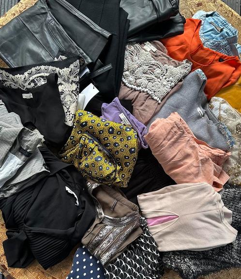 21 stuks merkkleding dames S/M, Kleding | Dames, Dames-kledingpakketten, Zo goed als nieuw, Maat 36 (S), Ophalen