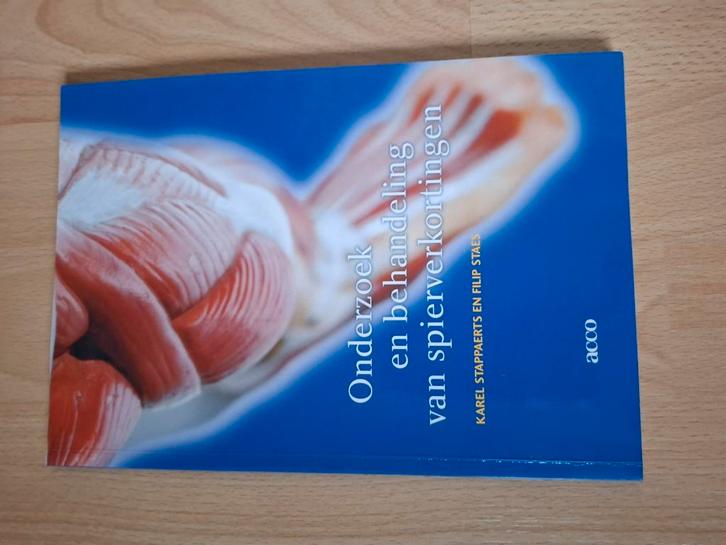 F. Staes - Onderzoek en behandeling van spierverkortingen, Boeken, Studieboeken en Cursussen, Zo goed als nieuw, Ophalen of Verzenden