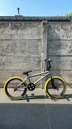 Bmx wipe groen/grijs, Fietsen en Brommers, Fietsen | Crossfietsen en BMX, Ophalen, Staal, Decatlon, V-brakes