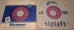 2 singles Johnny Jordaan, Gebruikt, 7 inch, Single, Ophalen of Verzenden