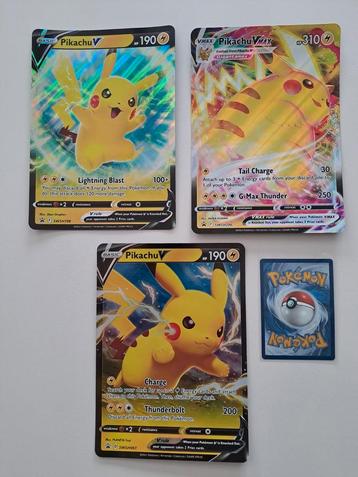 3 cartes jumbo ️ Pikachu ️ pour 13€