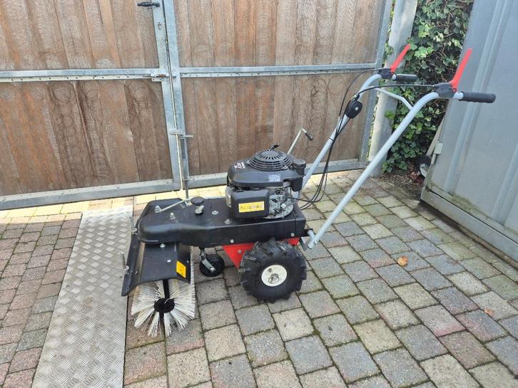 Borstelmachine Limpar 72 Honda motor, Doe-het-zelf en Bouw, Reinigingsmachines, Zo goed als nieuw, Ophalen