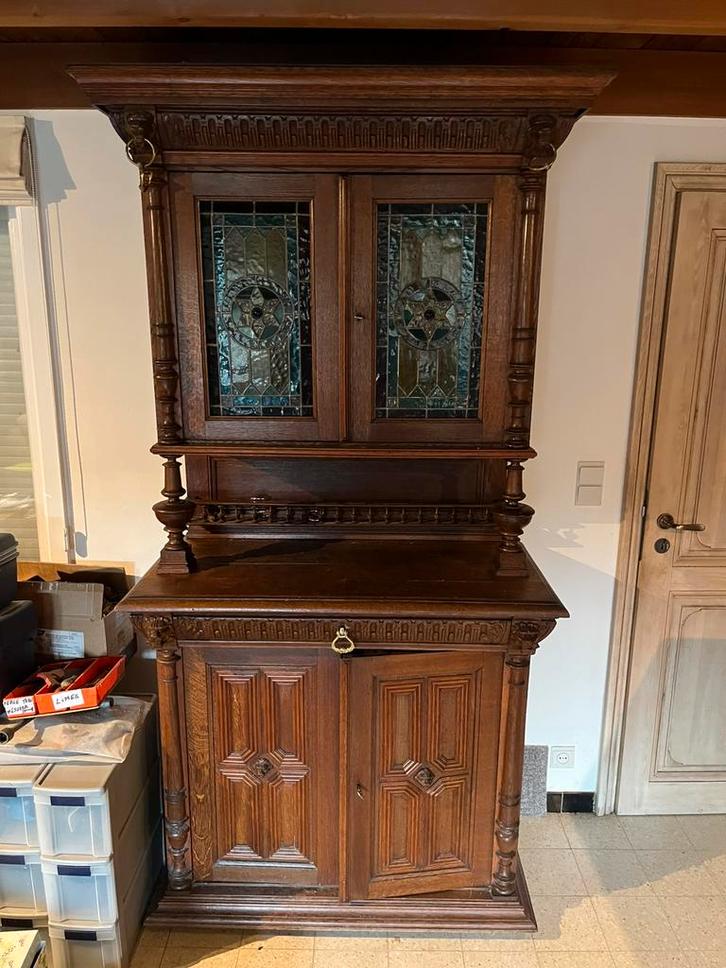 Antieke buffetkast met glas-in-lood deuren, Antiek en Kunst, Antiek | Meubels | Kasten, Ophalen