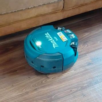 Makita robot stofzuiger 18v  beschikbaar voor biedingen