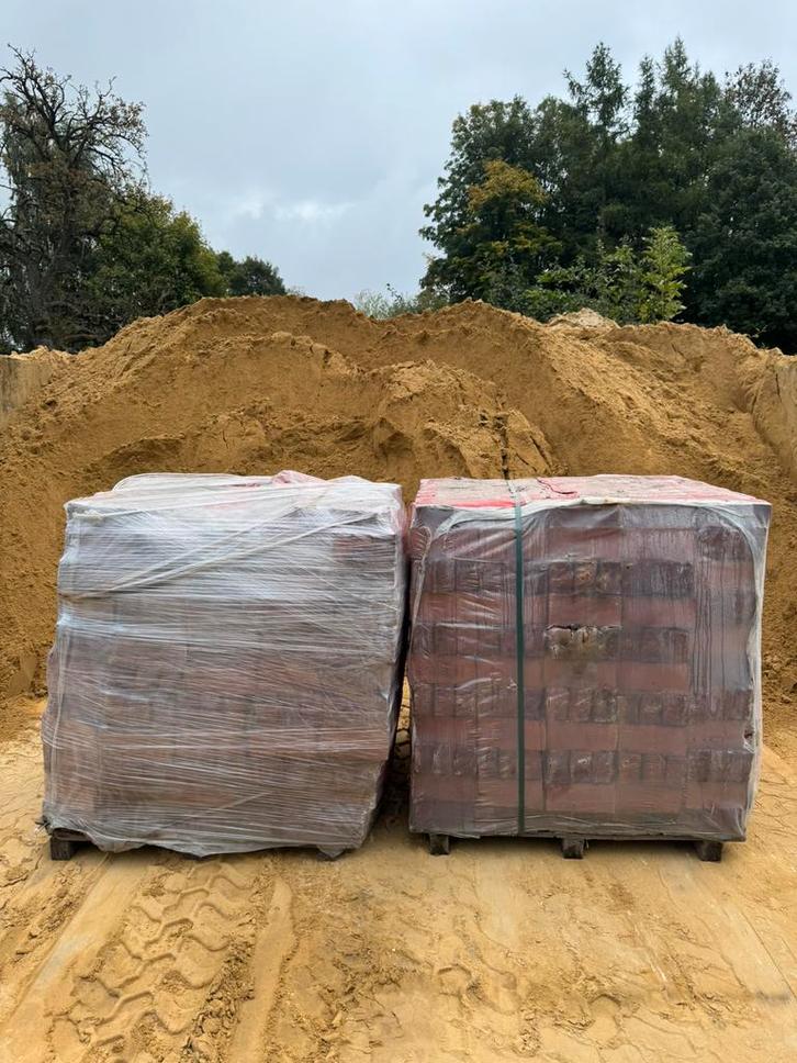 Nelissen Aubergine WW65 stenen — 2 pallets, Doe-het-zelf en Bouw, Overige Doe-Het-Zelf en Bouw, Zo goed als nieuw, Ophalen