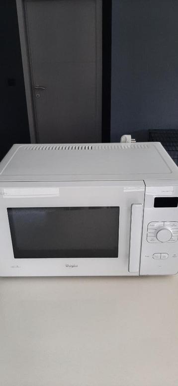 Microgolfoven Whirlpool in nette/goede staat beschikbaar voor biedingen